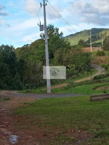 Chácara a venda em Campo Alegre, frente para a SC-110, com 28.300 m², escriturada