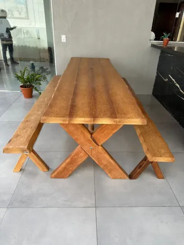 MESA RÚSTICA BRUTA