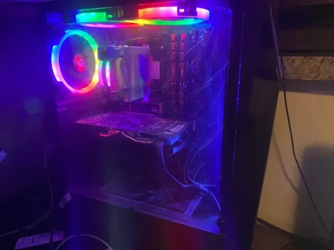 PC Gamer Completo - Ryzen 5, RX 580, 32GB RAM + Periféricos Gamer ?