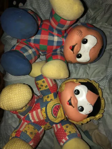 2 Bonecos Antigos de pelúcia Turma da Mônica! Cascão e Magali