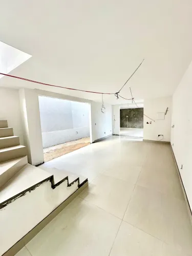 Casa duplex em condominio Capim Macio