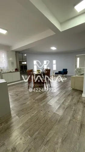 Casa com piscina no Jardim São Caetano