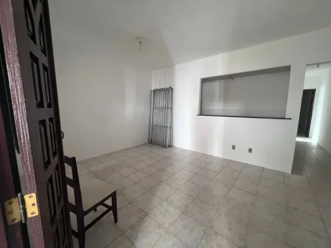 Comercial à venda em rua pública, ITAPUÃ , Salvador, BA