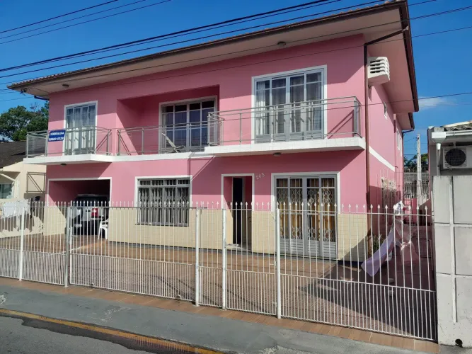 Casa em ótima localização