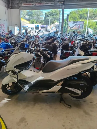 HONDA PCX 2024 160CC VITÓRIA MOTORS 