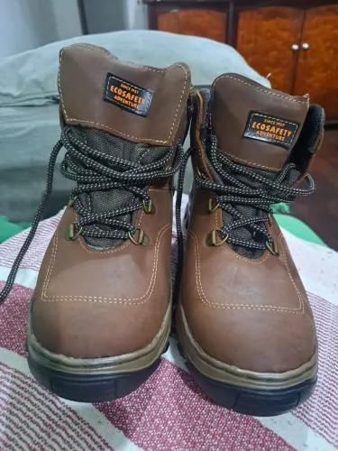 Bota Ecosafety Adventure - Marrom