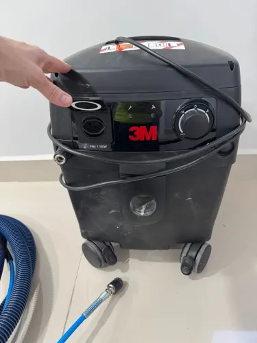 Extratora de pó profissional 3M ideal para oficinas e gesseiros