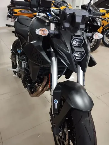GSX-8S A PRONTA ENTREGA