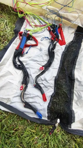 Parapente Ellus five com reserva, selete spring 2 com airbag, tamanho M