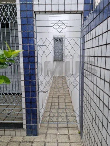 Casa Para Vender com 3 quartos 1 suíte no bairro Cirurgia em Aracaju