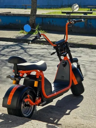 Scooter eletrica edição limitada 
