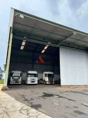 Galpão com pátio, localização estratégica, acesso BR 381, alça viária. BR 262.