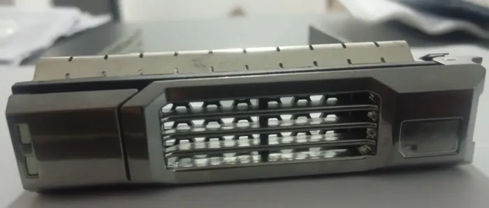 Gaveta HD 3.5 Storage Dell Equallogic Compellent LFF (0Y79JF / Y79JF)