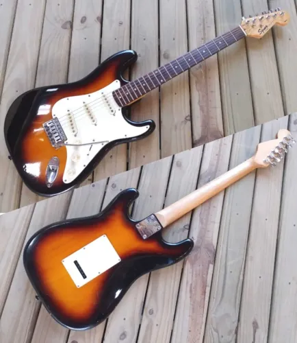 Guitarra Squier Stratocaster Affinity Series