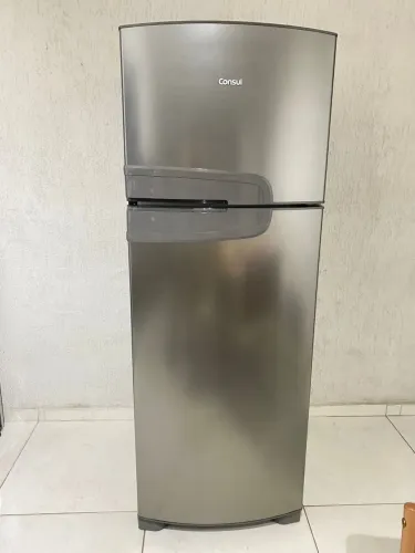 Refrigerador Cônsul 110v 340L Frost Free apenas um ano de uso