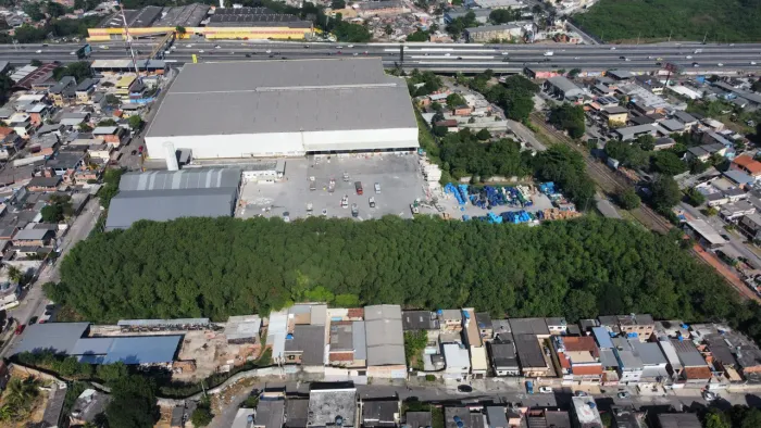 Terreno de 11.438M² - Rodovia Presidente Dutra