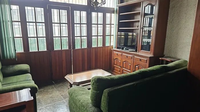 Rack com cristaleira 