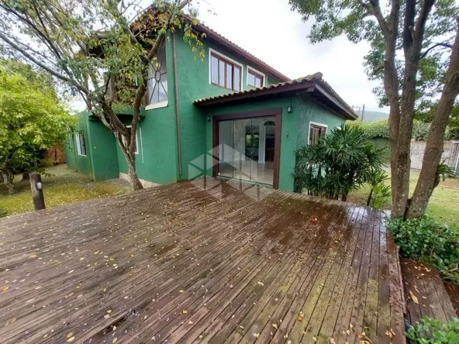 Casa de 4 quartos (3 Suítes, sendo 1 Master) 200m² para alugar no bairro Rio Tavares, Flor