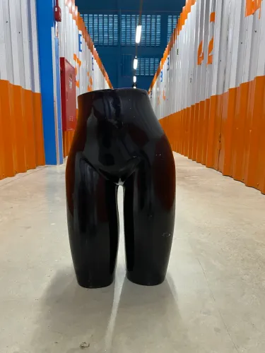 Manequim quadril / Fibra preto / tam 38-40 / M