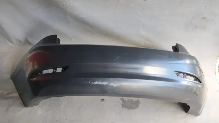 Parachoque traseiro HB20 Sedan 2013-2016 novo similar
