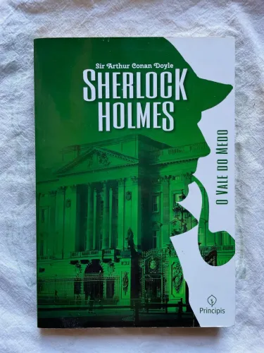 Vendo livro Sherlock Holmes - o Vale do medo (leia a descrição)