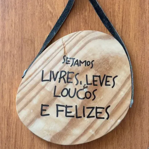 PLACA DECORATIVA PINUS