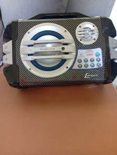 Caixa Lenox 100 watts 9v 