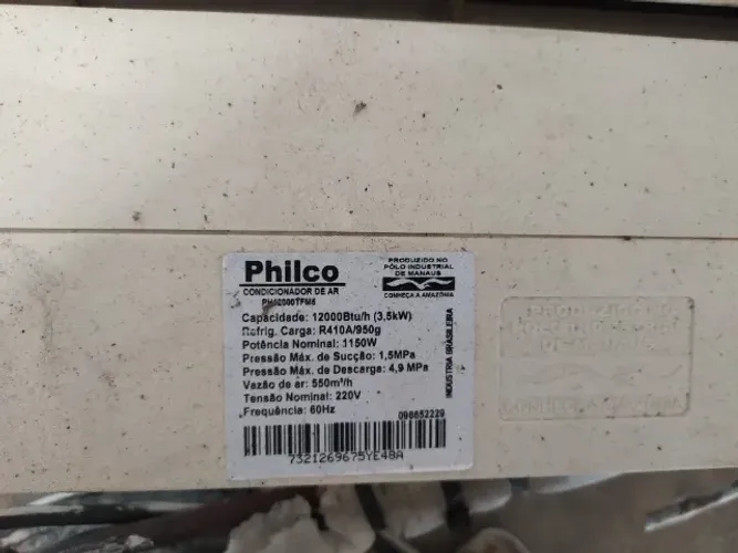 Vendo - Ar Condicionado Split 12.000 btus - foi tirado uncionando - porem nao tava gelando