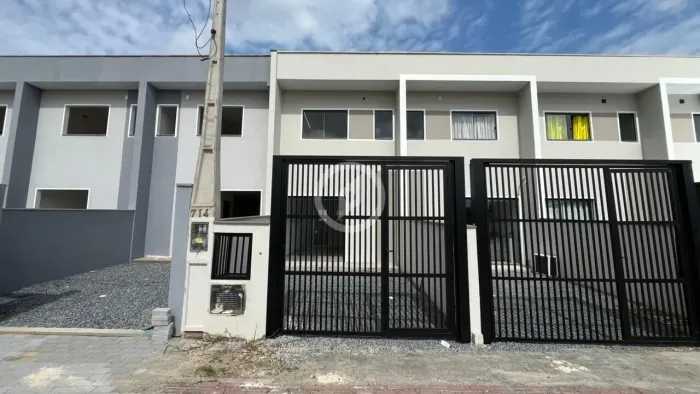 Casa à venda no bairro Beira Rio - Guaramirim/SC