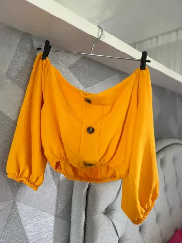 Blusa Amarela Manga Longa