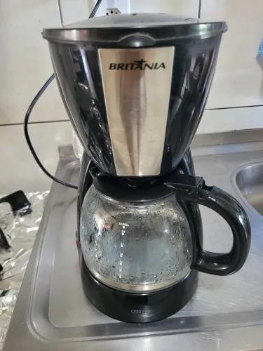 Vendo cafeteira Britânia CP30 inox