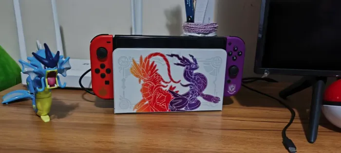 Vendo Nintendo Switch Edição especial pokemon