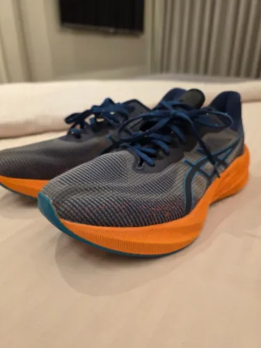 Asics Novablast 3 nr 42 Muito Novo!