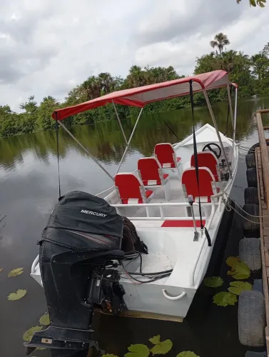 Fábrica de embarcações em alumínio naval 