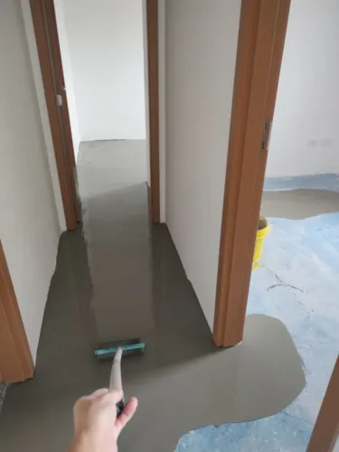 Piso Vinílico e Laminado: Instalação Profisional