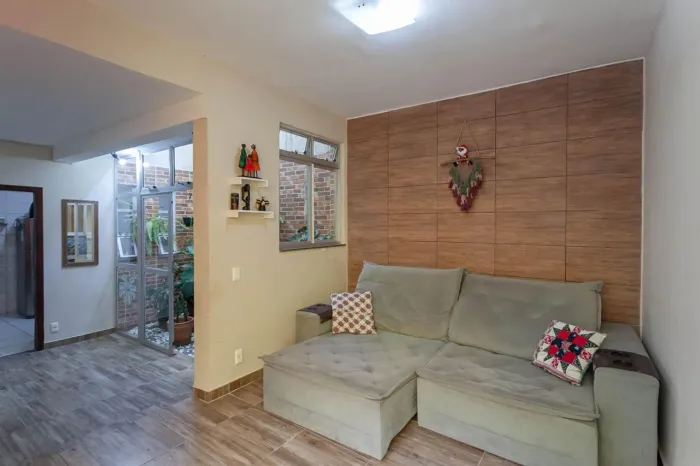 Casa à Venda - Heliópolis, 3 Quartos, 100 m2