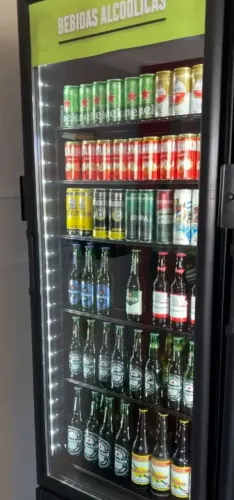 Refrigerador vertical 450 litros full black