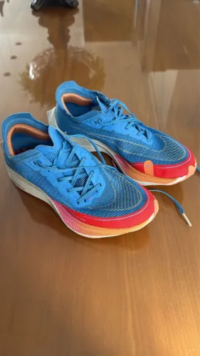  tênis Nike ZoomX Vaporfly NEXT% 2 