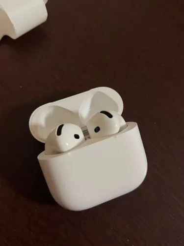 Airpods 4