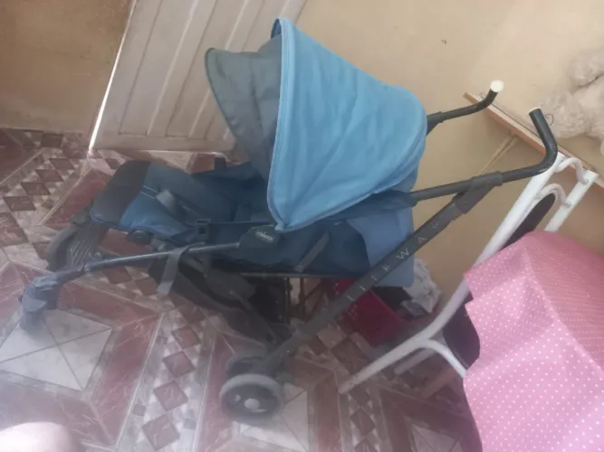 Vendo esse carrinho de bebê