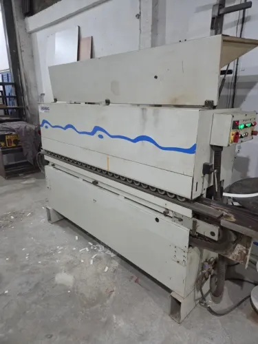 Coladeira Automática HOMAG 4 Grupos