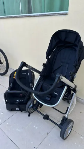 Carrinho de Bebê + bebê conforto safety 1st