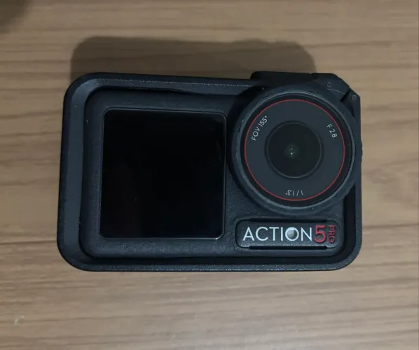 Câmera DJI Osmo Action 5 - Impecável Pouco Uso