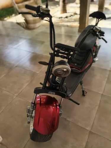 Escooter elétrica MC 20 Moto Chefe.
