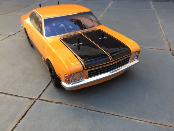 Automodelo eletrico Opala