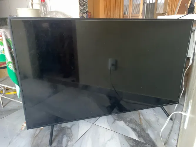 Tv para retirada de peças