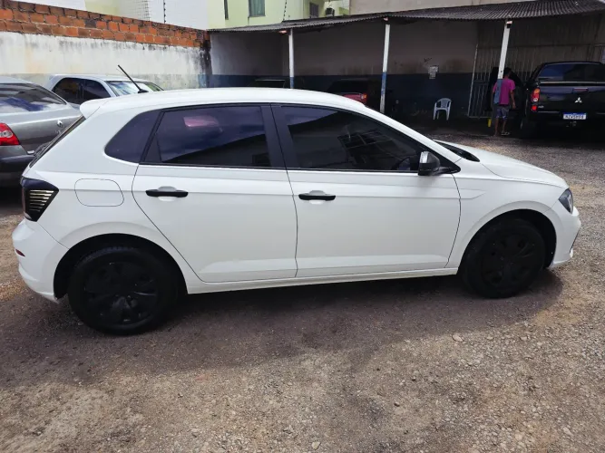 Volkswagen Polo Track 1.0 Flex 12V 5P 2024