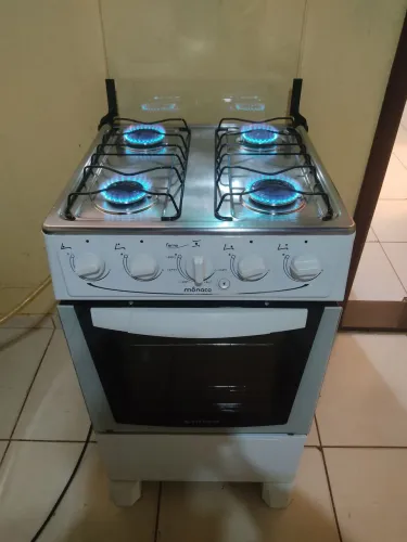 Fogão conservado
