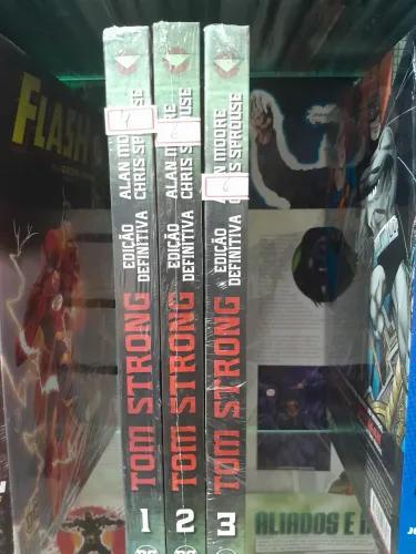 Tom Strong Edição Definitiva vol. 1-2-3