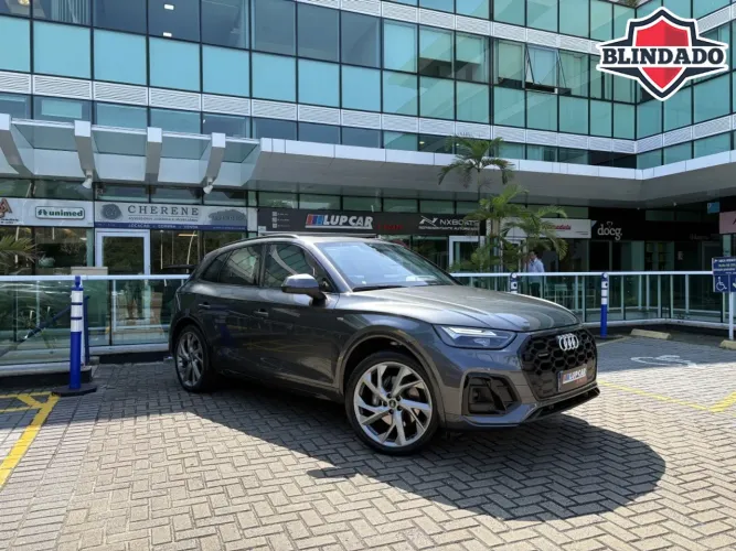 Audi Q5 Black 2.0 TFSI Quattro S Tronic 2022